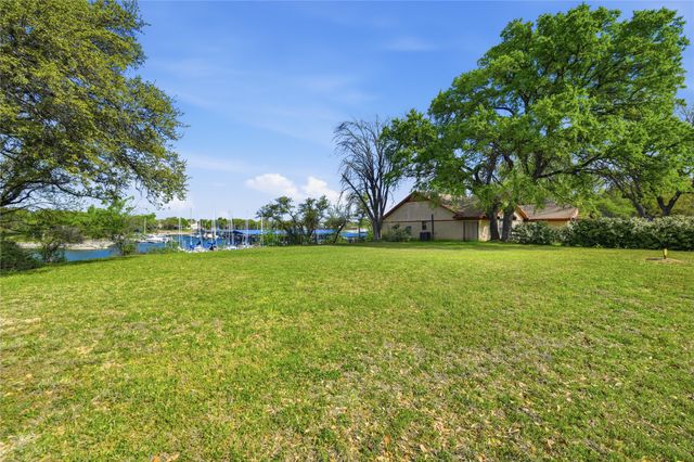 9144 Timber Oaks Drive, Fort Worth, TX 76179