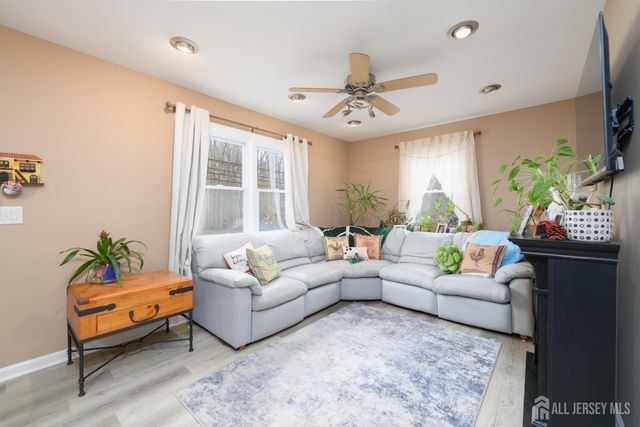 1550 Englishtown Road, Old Bridge, NJ 08857