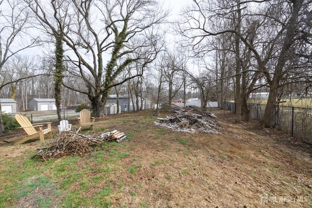 1550 Englishtown Road, Old Bridge, NJ 08857