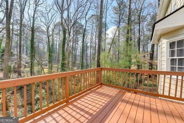 5362 Milieo Place SW, Lilburn, GA 30047