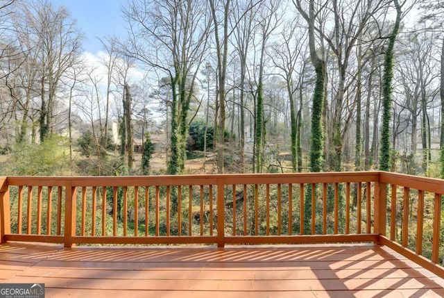 5362 Milieo Place SW, Lilburn, GA 30047