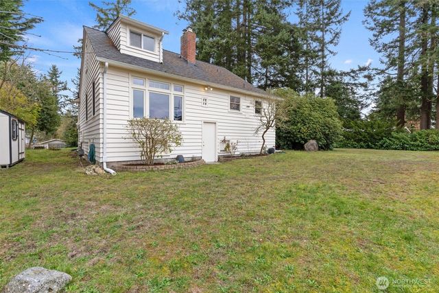 21522 92nd Avenue W, Edmonds, WA 98020