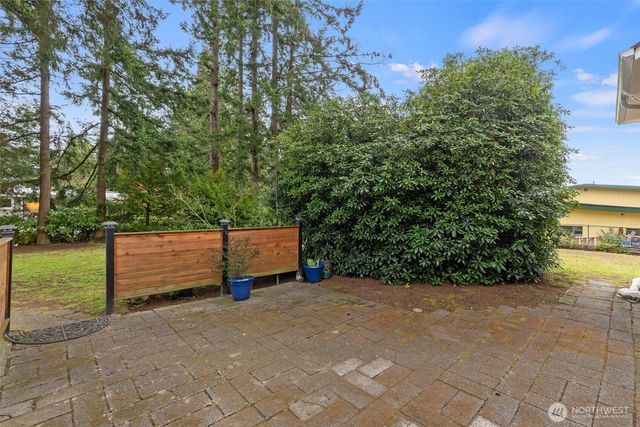 21522 92nd Avenue W, Edmonds, WA 98020