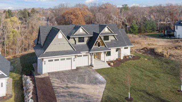 3 Sunfish Ln, Sunfish Lake, MN 55118