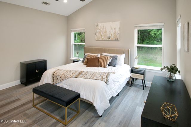 103 Lakeside Drive, Waveland, MS 39576