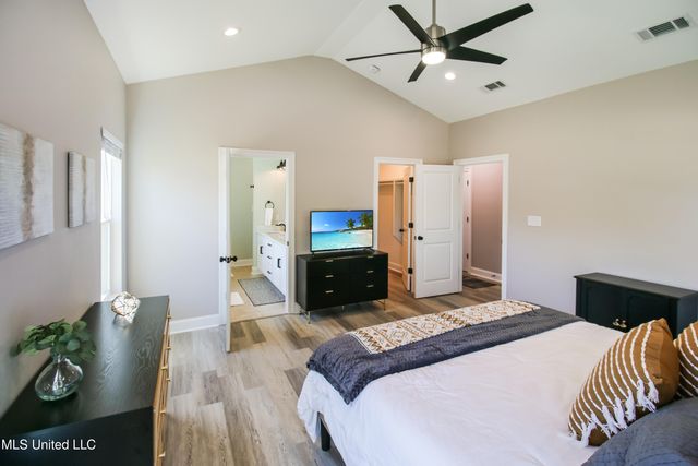 103 Lakeside Drive, Waveland, MS 39576