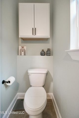 103 Lakeside Drive, Waveland, MS 39576