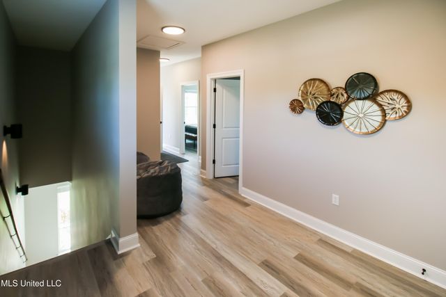 103 Lakeside Drive, Waveland, MS 39576