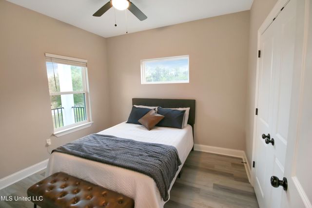 103 Lakeside Drive, Waveland, MS 39576