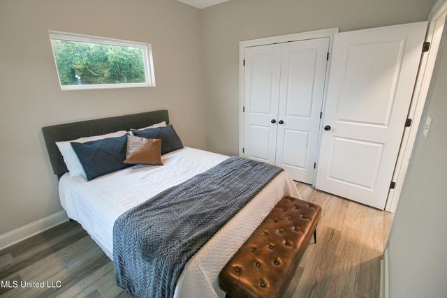 103 Lakeside Drive, Waveland, MS 39576