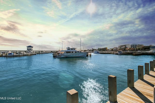 103 Lakeside Drive, Waveland, MS 39576