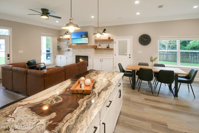 103 Lakeside Drive, Waveland, MS 39576