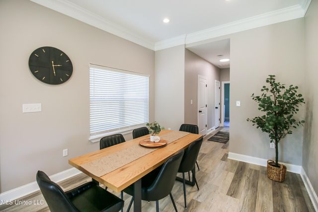 103 Lakeside Drive, Waveland, MS 39576