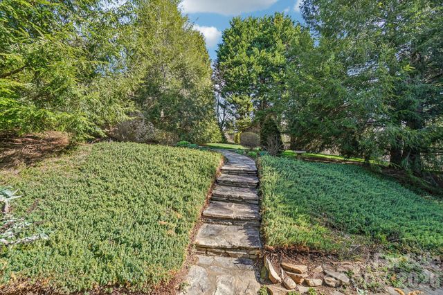 116 Cypress Point, Hendersonville, NC 28739