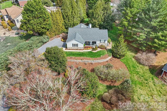 116 Cypress Point, Hendersonville, NC 28739