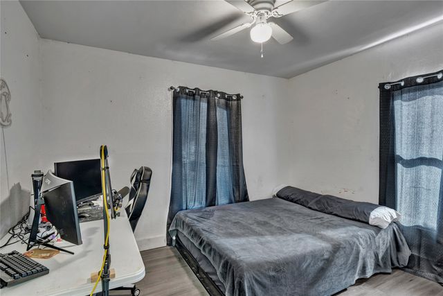 3700 8th Avenue, Fort Worth, TX 76110