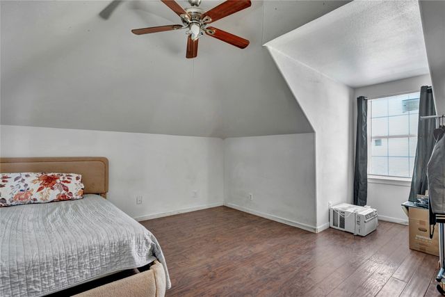 3700 8th Avenue, Fort Worth, TX 76110