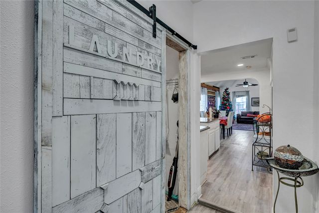 3700 8th Avenue, Fort Worth, TX 76110