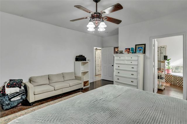 3700 8th Avenue, Fort Worth, TX 76110