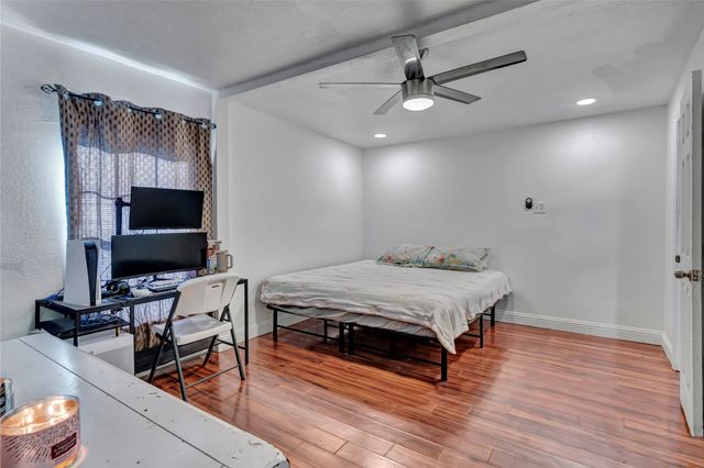 3700 8th Avenue, Fort Worth, TX 76110