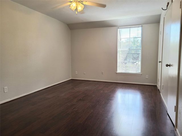 11550 Chimney Rock Road 205, Houston, TX 77035
