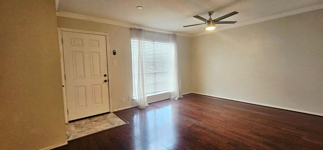 11550 Chimney Rock Road 205, Houston, TX 77035