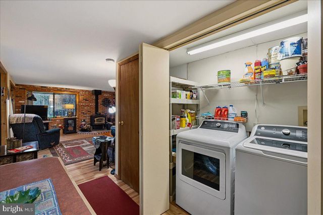 301 ORONO DR, Pocono Lake, PA 18347