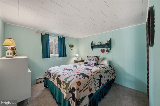 301 ORONO DR, Pocono Lake, PA 18347