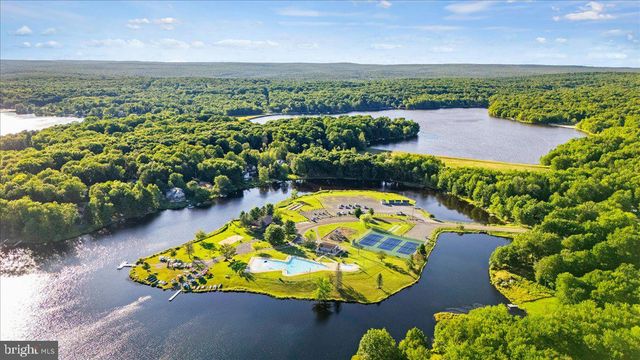 301 ORONO DR, Pocono Lake, PA 18347