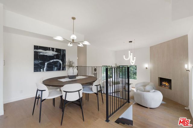 8506 Oak Court, Los Angeles, CA 90046