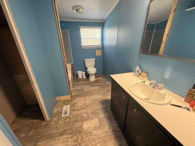 2069 Trifalia Rd., Scranton, SC 29591