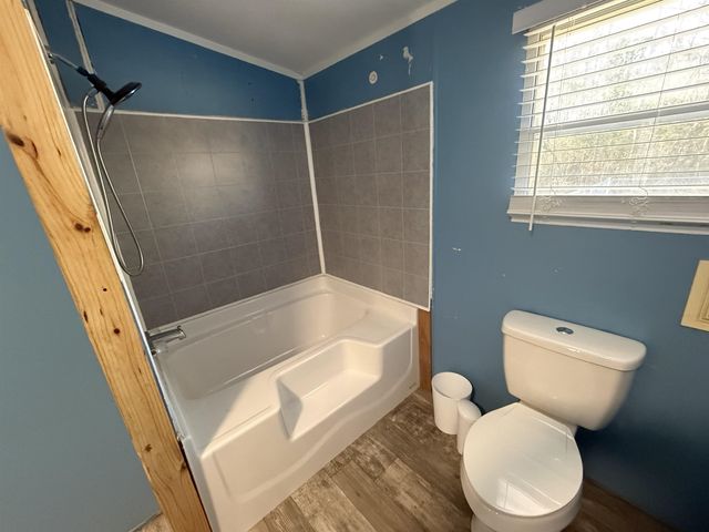 2069 Trifalia Rd., Scranton, SC 29591