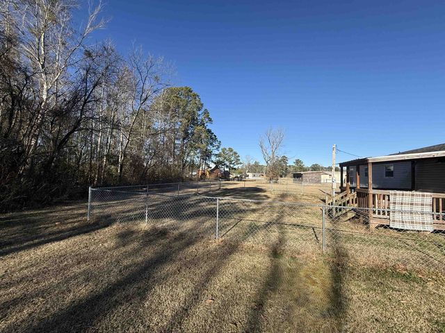 2069 Trifalia Rd., Scranton, SC 29591