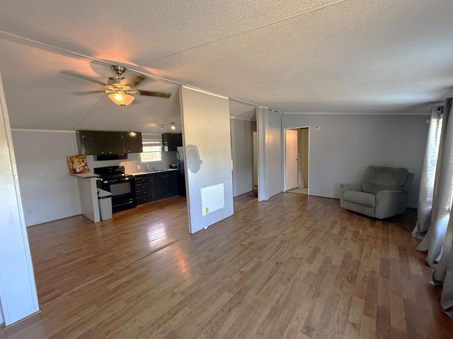 2069 Trifalia Rd., Scranton, SC 29591