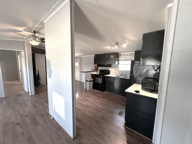 2069 Trifalia Rd., Scranton, SC 29591