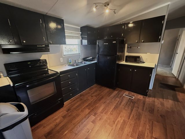 2069 Trifalia Rd., Scranton, SC 29591