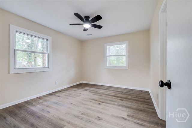 225 Wallace Circle, Bloomingdale, GA 31302