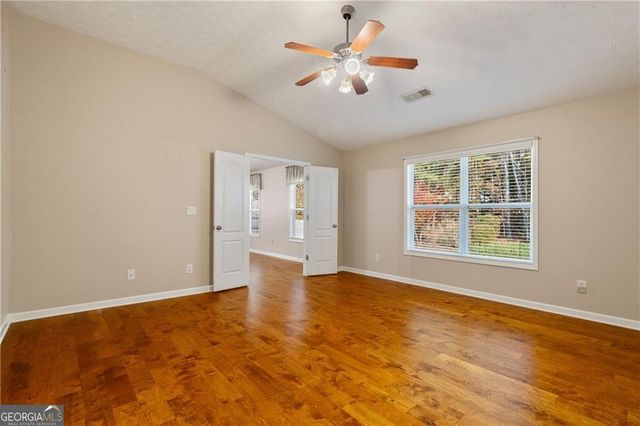 1943 Jameson Circle, Lawrenceville, GA 30043