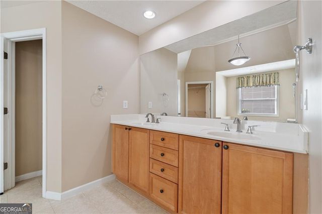 1943 Jameson Circle, Lawrenceville, GA 30043