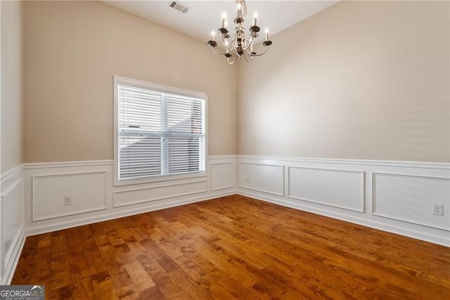 1943 Jameson Circle, Lawrenceville, GA 30043