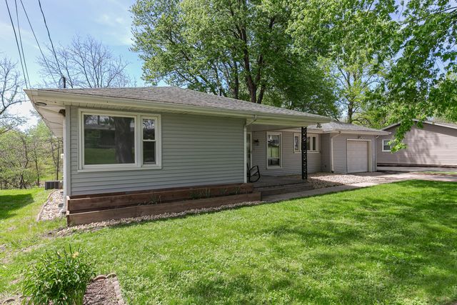 112 Cliff Drive, Carbon Cliff, IL 61239
