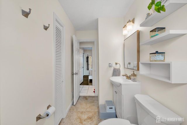 56 Washington Avenue, South Amboy, NJ 08879