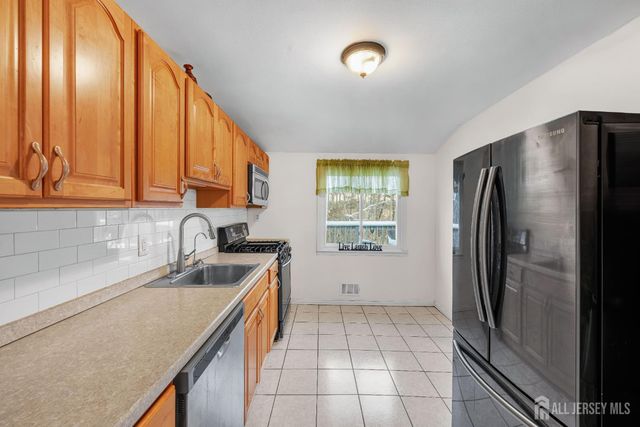 56 Washington Avenue, South Amboy, NJ 08879