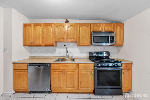 56 Washington Avenue, South Amboy, NJ 08879