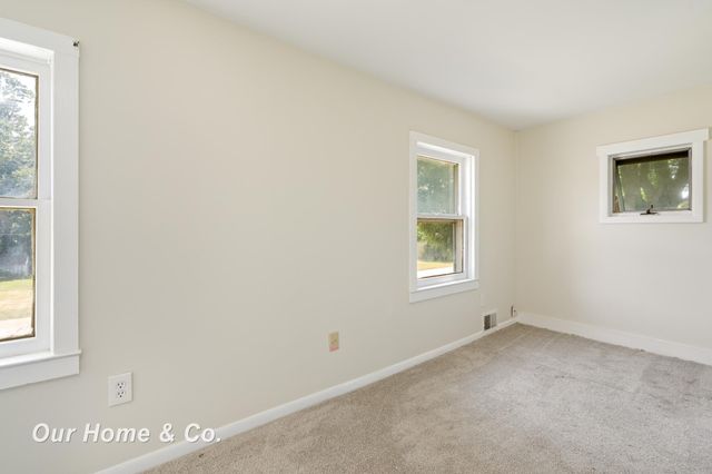 240 W 3rd Street, Imlay City, MI 48444