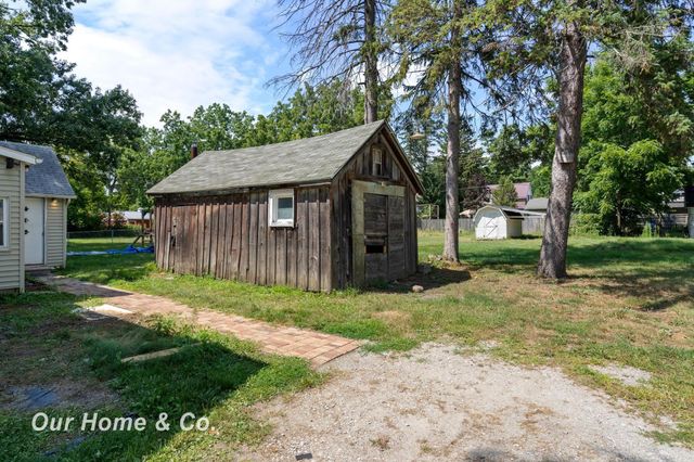 240 W 3rd Street, Imlay City, MI 48444