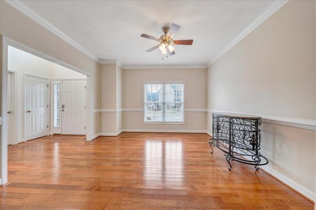 2324 Foxfield LN, Salem, VA 24153