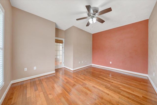 2324 Foxfield LN, Salem, VA 24153