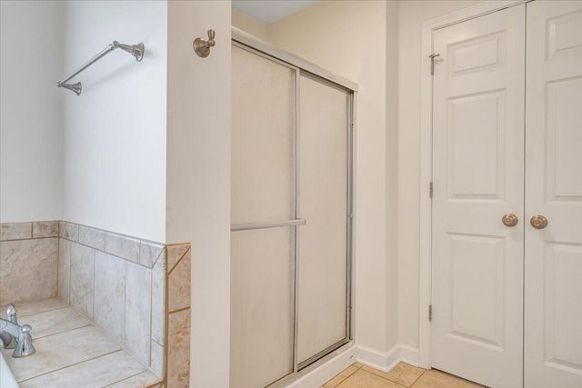 2324 Foxfield LN, Salem, VA 24153
