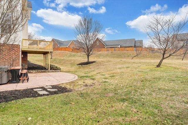2324 Foxfield LN, Salem, VA 24153